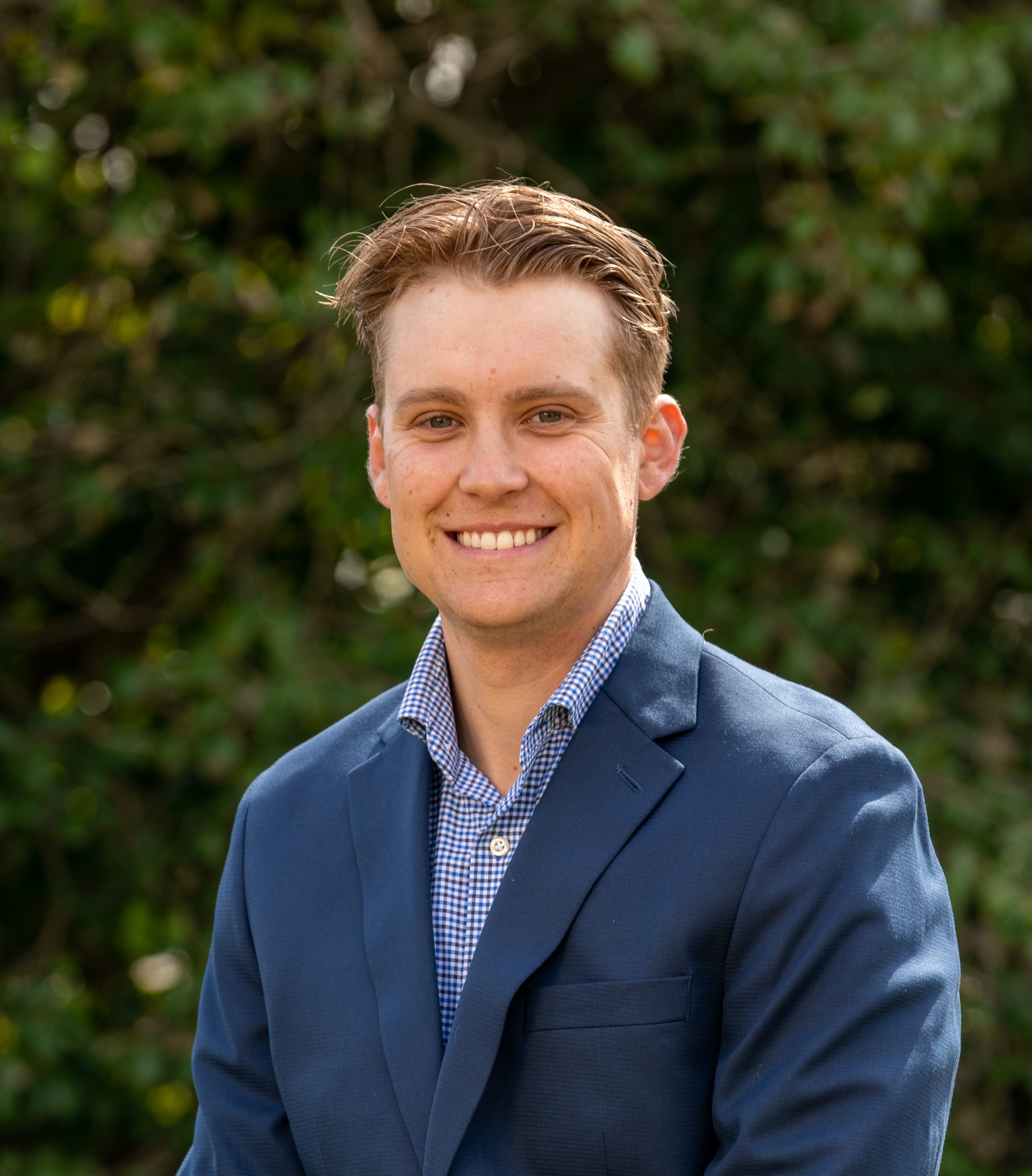 Professional headshot of Dany Horne